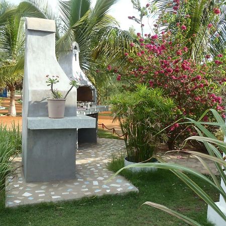 Chez Laurette Hotel Morombe Buitenkant foto