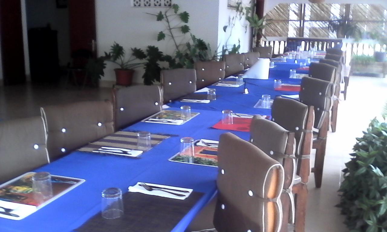 Chez Laurette Hotel Morombe Buitenkant foto