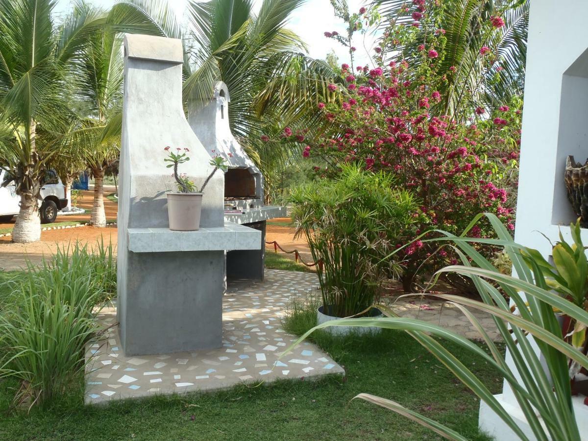 Chez Laurette Hotel Morombe Buitenkant foto